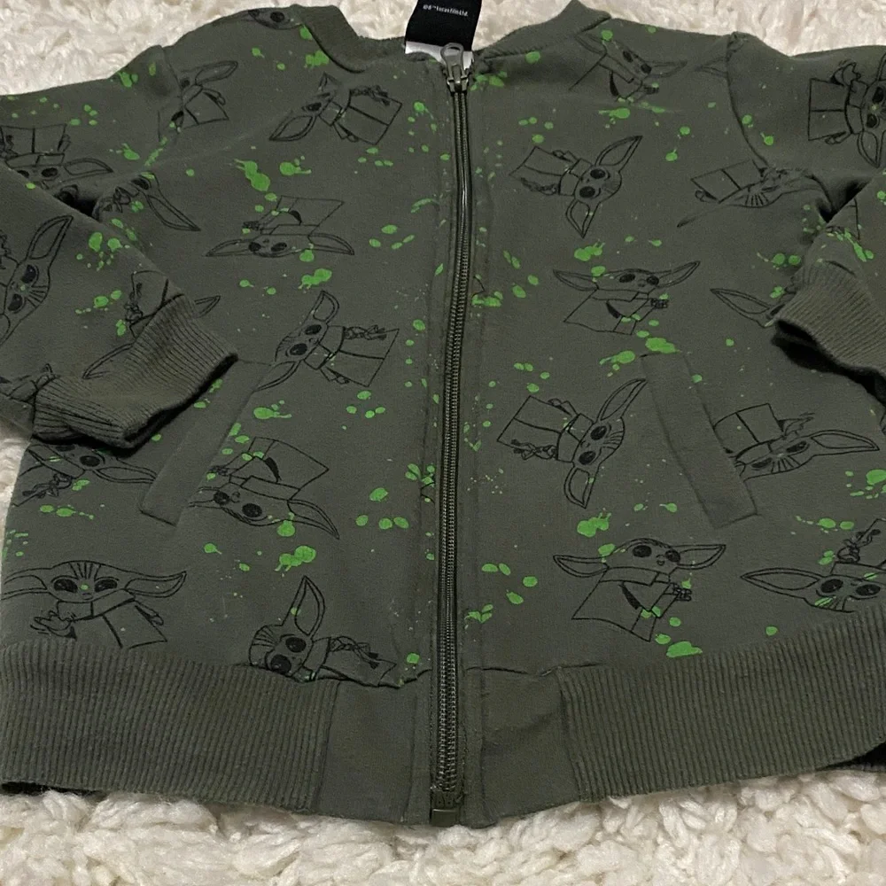Star Wars boys size 6 yoda Green Zip-Up Jacket